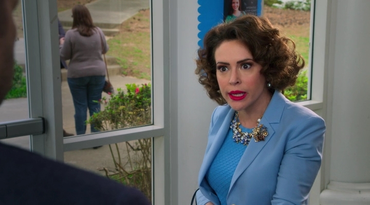 Charmed-Online-dot-nl_Insatiable2x04-00121.jpg