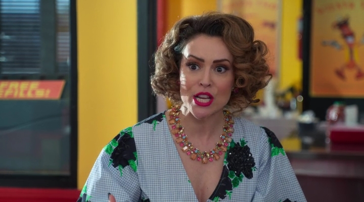 Charmed-Online-dot-nl_Insatiable2x04-00472.jpg