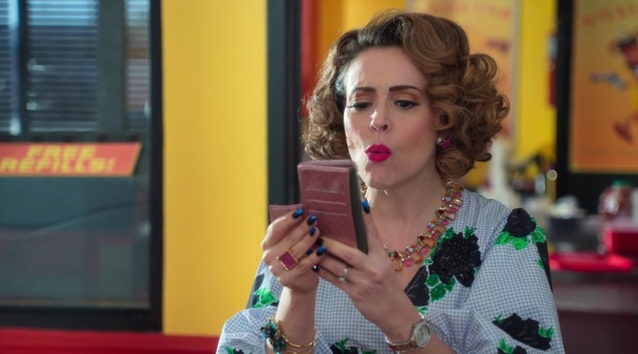 Charmed-Online-dot-nl_Insatiable2x04-00517.jpg