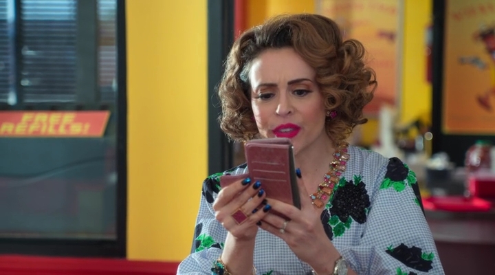 Charmed-Online-dot-nl_Insatiable2x04-00518.jpg