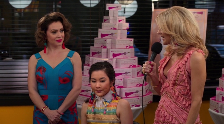 Charmed-Online-dot-nl_Insatiable2x04-00869.jpg