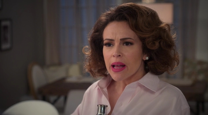 Charmed-Online-dot-nl_Insatiable2x07-00409.jpg