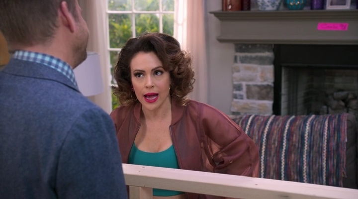 Charmed-Online-dot-nl_Insatiable2x08-00299.jpg