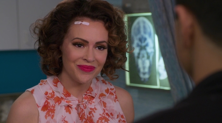 Charmed-Online-dot-nl_Insatiable2x08-00766.jpg