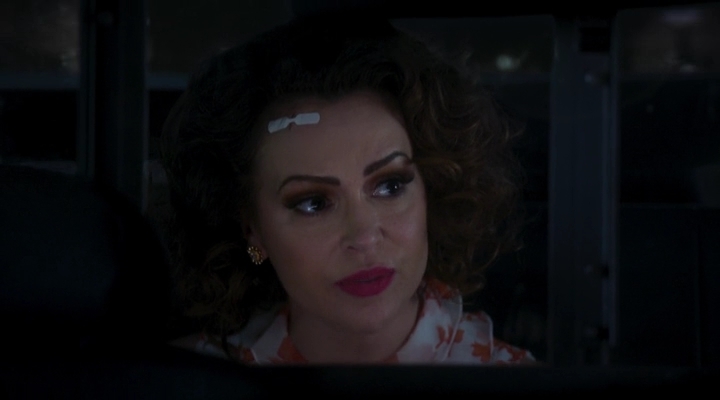 Charmed-Online-dot-nl_Insatiable2x08-00787.jpg