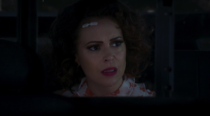 Charmed-Online-dot-nl_Insatiable2x08-00791.jpg