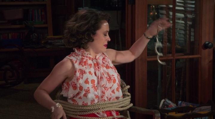 Charmed-Online-dot-nl_Insatiable2x09-00460.jpg