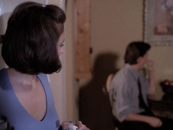 Charmed-Online-dot-net_MelrosePlace7x04-1212.jpg