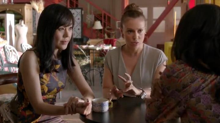 Charmed-Online-dot-net_Mistresses1x02TheMorningAfter0327.jpg