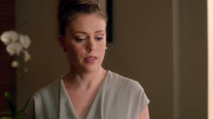 Charmed-Online-dot-net_Mistresses1x02TheMorningAfter0892.jpg