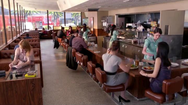 Charmed-Online-dot-net_Mistresses1x02TheMorningAfter1049.jpg