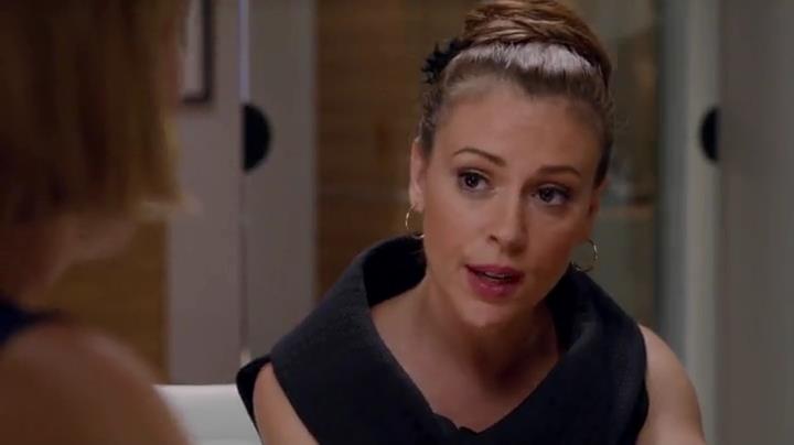 Charmed-Online-dot-net_Mistresses1x02TheMorningAfter1708.jpg
