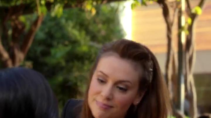 Charmed-Online-dot-net_Mistresses1x03BreakingAndEntering0585.jpg