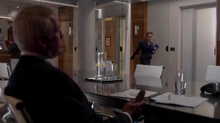 Charmed-Online-dot-net_Mistresses1x03BreakingAndEntering1173.jpg