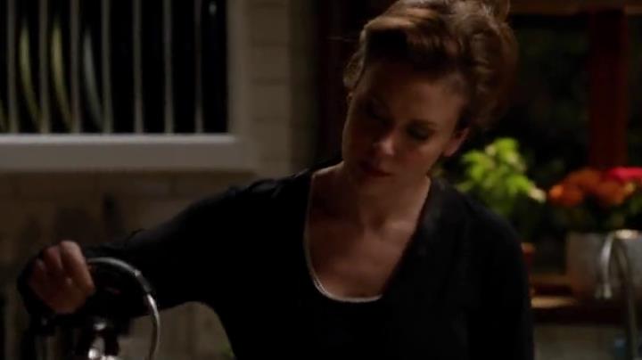 Charmed-Online-dot-net_Mistresses1x03BreakingAndEntering2188.jpg