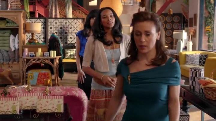 Charmed-Online-dot-net_Mistresses1x04AKissIsJustaKiss0196.jpg