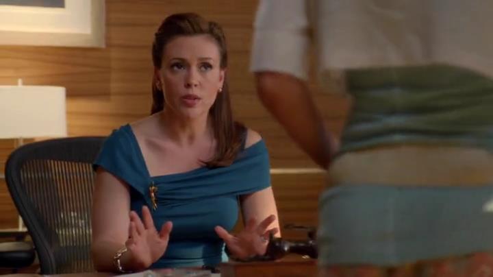 Charmed-Online-dot-net_Mistresses1x04AKissIsJustaKiss0582.jpg