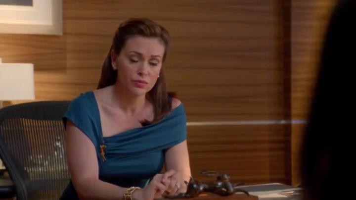 Charmed-Online-dot-net_Mistresses1x04AKissIsJustaKiss0616.jpg