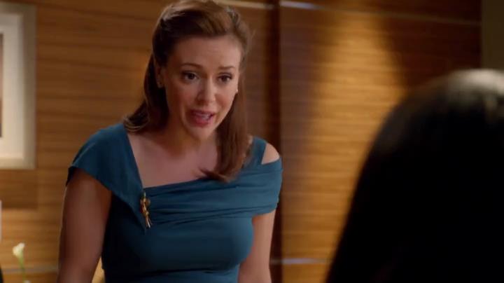 Charmed-Online-dot-net_Mistresses1x04AKissIsJustaKiss0631.jpg