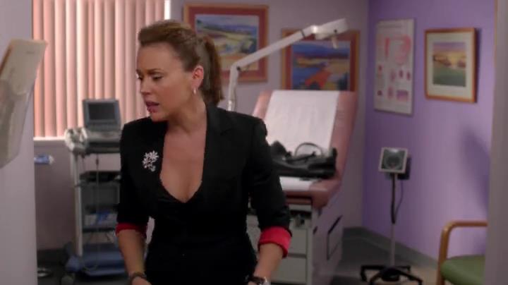 Charmed-Online-dot-net_Mistresses1x04AKissIsJustaKiss1204.jpg