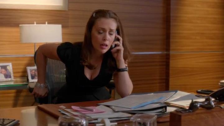 Charmed-Online-dot-net_Mistresses1x05_DecisionsDecisions0409.jpg