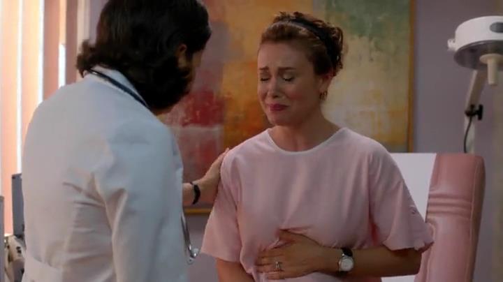 Charmed-Online-dot-net_Mistresses1x05_DecisionsDecisions1999.jpg