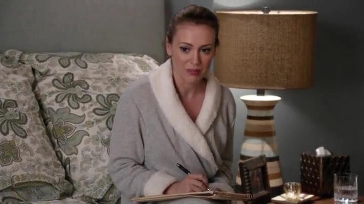Charmed-Online-dot-net_Mistresses1x09GuessWhosComingtoDinner1057.jpg