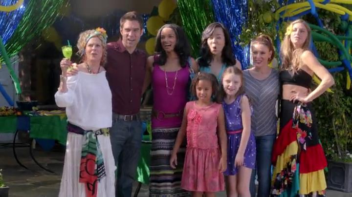Charmed-Online-dot-net_Mistresses1x09GuessWhosComingtoDinner1306.jpg