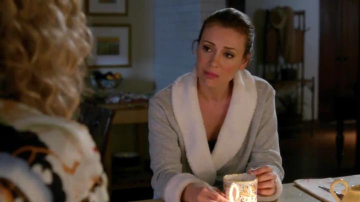 Charmed-Online-dot-net_Mistresses1x09GuessWhosComingtoDinner2039.jpg