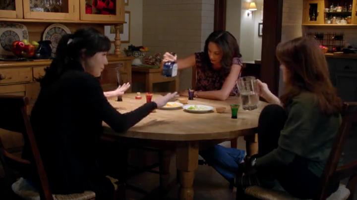Charmed-Online-dot-net_Mistresses1x12WhenOneDoorCloses1165.jpg