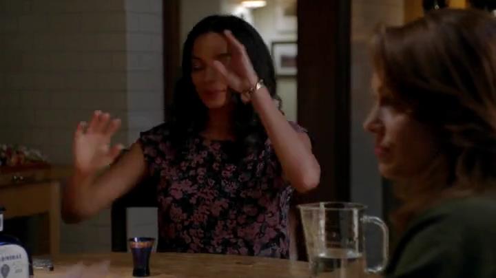 Charmed-Online-dot-net_Mistresses1x12WhenOneDoorCloses1202.jpg