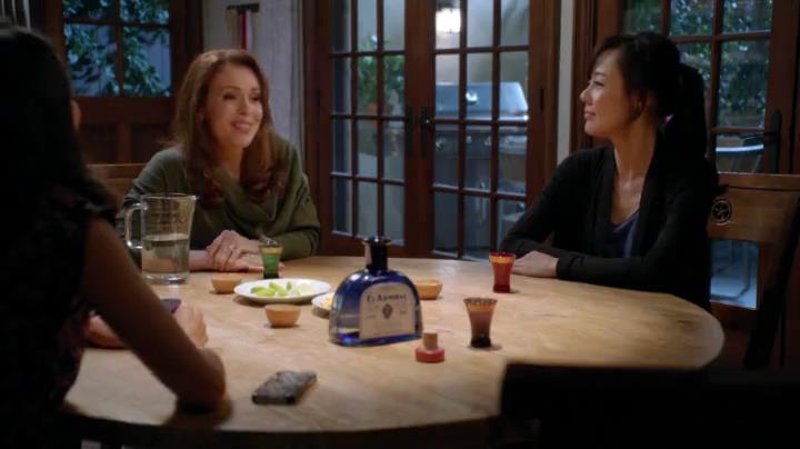 Charmed-Online-dot-net_Mistresses1x12WhenOneDoorCloses1234.jpg
