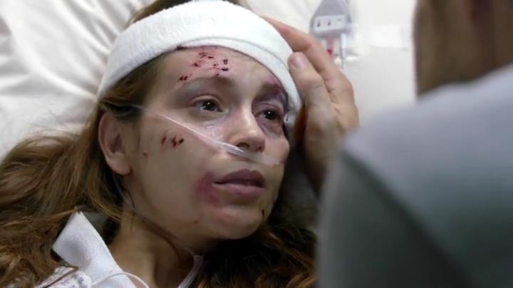 Charmed-Online-dot-net_Mistresses1x13IChooseYou1912.jpg