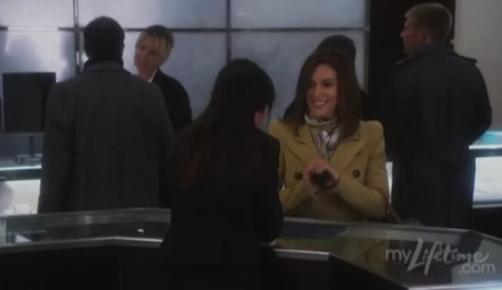 Charmed-Online-dot-net_SundaysAtTiffanys0305.jpg