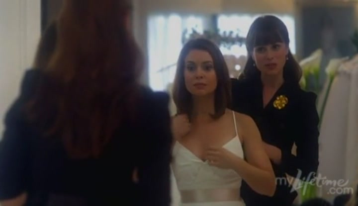 Charmed-Online-dot-net_SundaysAtTiffanys0499.jpg