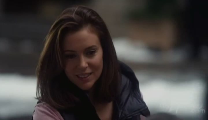 Charmed-Online-dot-net_SundaysAtTiffanys3699.jpg