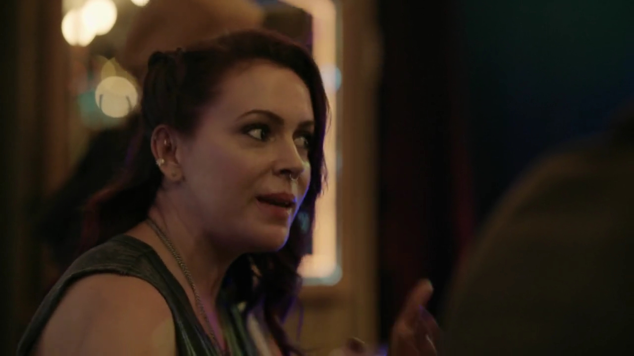 Charmed-Online-dot-nl_TheNow1x05-0140.jpg