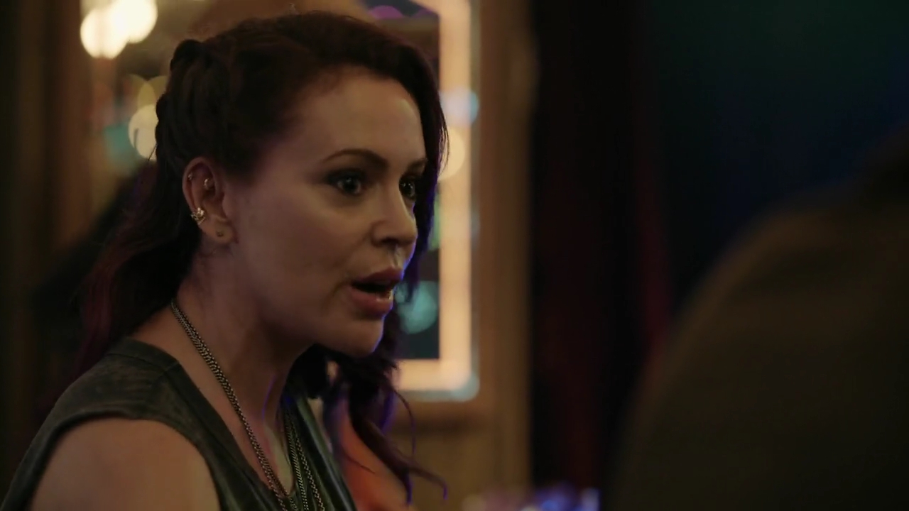 Charmed-Online-dot-nl_TheNow1x05-0143.jpg