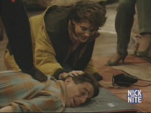 Charmed-Online-dot_nl-WhosTheBoss8x10-0026.jpg