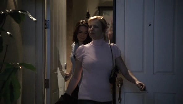 Charmed-Online-dot-net_PointOfEntry4123.jpg