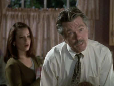 Charmed-Online_dot_nl-PicketFences1x04-0444.jpg