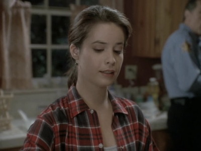 Charmed-Online_dot_nl-PicketFences1x05-0351.jpg