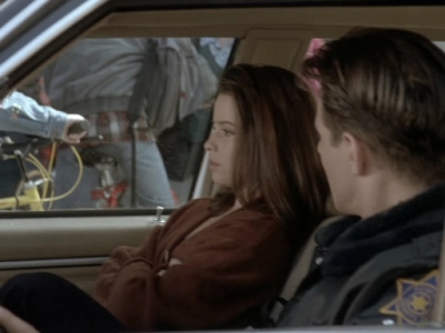 Charmed-Online_dot_nl-PicketFences1x05-0810.jpg