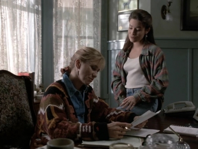 Charmed-Online_dot_nl-PicketFences1x07-0343.jpg