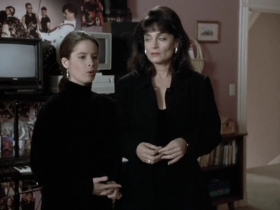 Charmed-Online_dot_nl-PicketFences1x12-3567.jpg