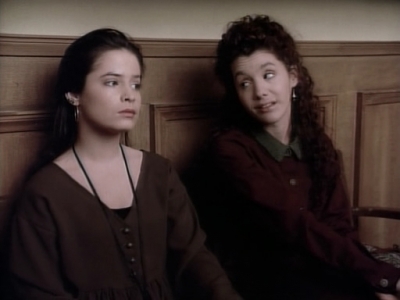 Charmed-Online_dot_nl-PicketFences1x15-10161.jpg