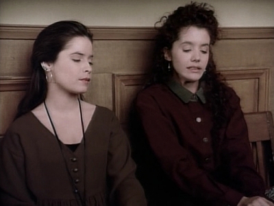 Charmed-Online_dot_nl-PicketFences1x15-10166.jpg