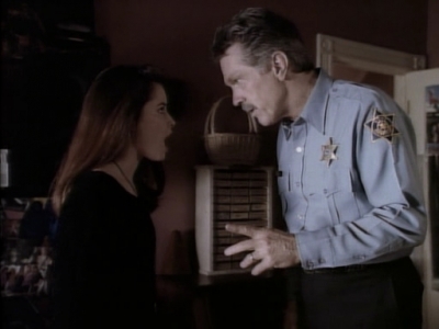 Charmed-Online_dot_nl-PicketFences1x15-8948.jpg