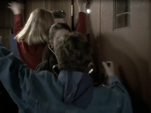 Charmed-Online_dot_nl-PicketFences1x22-5462.jpg