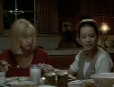 Charmed-Online_dot_nl-PicketFences3x01-0971.jpg